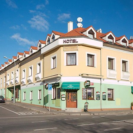 Hotel Brilliant Praha Bagian luar foto